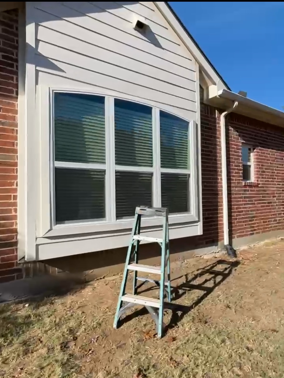 Large arched-top picture window replaced as a single unit in a gabled bay in McKinney, TX